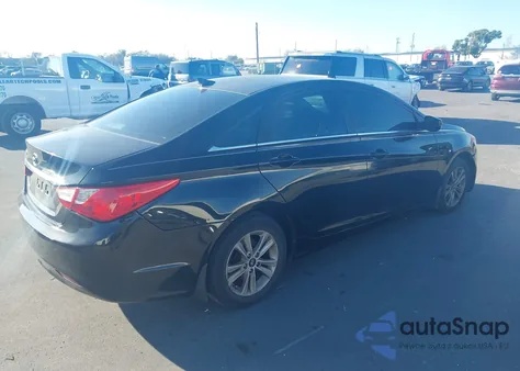2013 Hyundai Sonata Gls z USA, uszkodzony, nr VIN 5NPEB4ACXDH782235